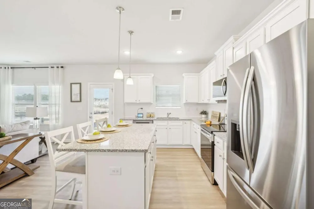 102 Vickers Point DR Fairburn, GA 30213