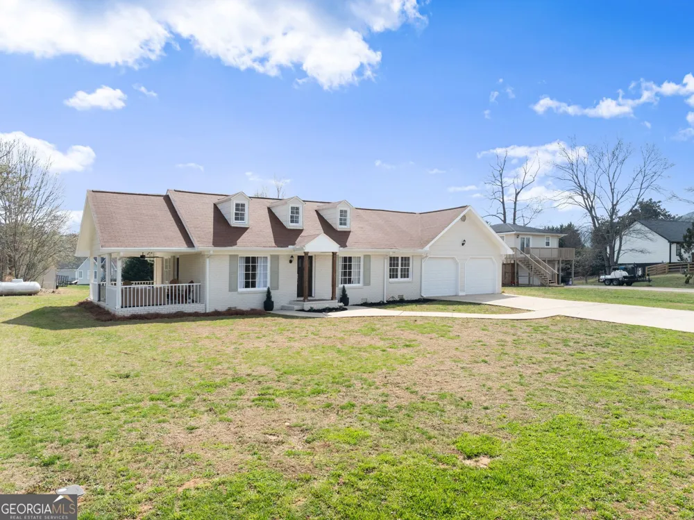 63 Angel LN Cleveland, GA 30528
