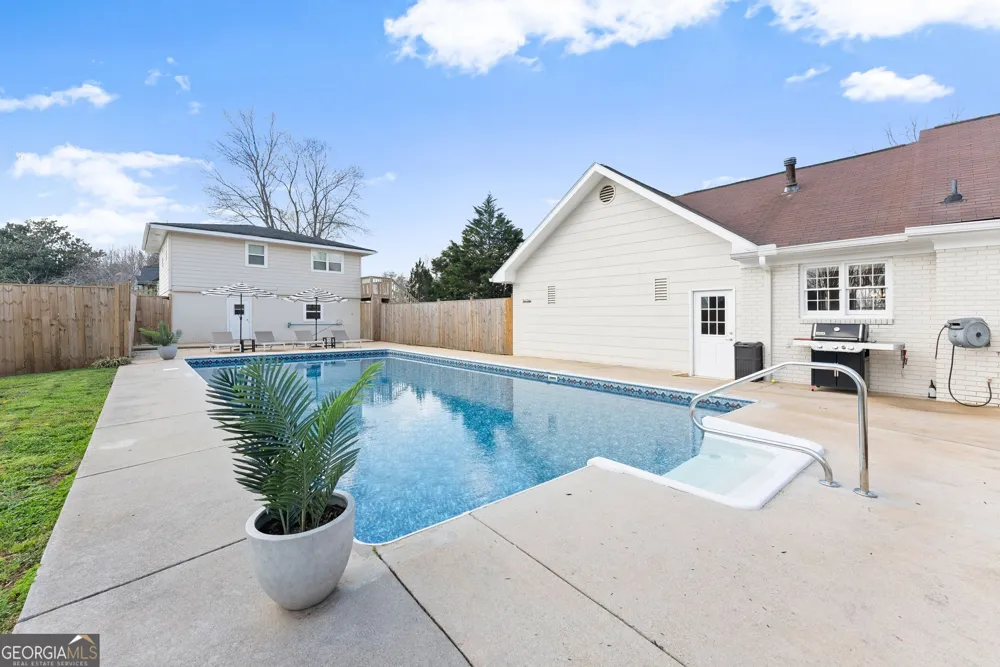 63 Angel LN Cleveland, GA 30528