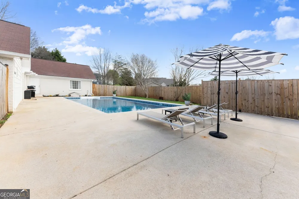 63 Angel LN Cleveland, GA 30528