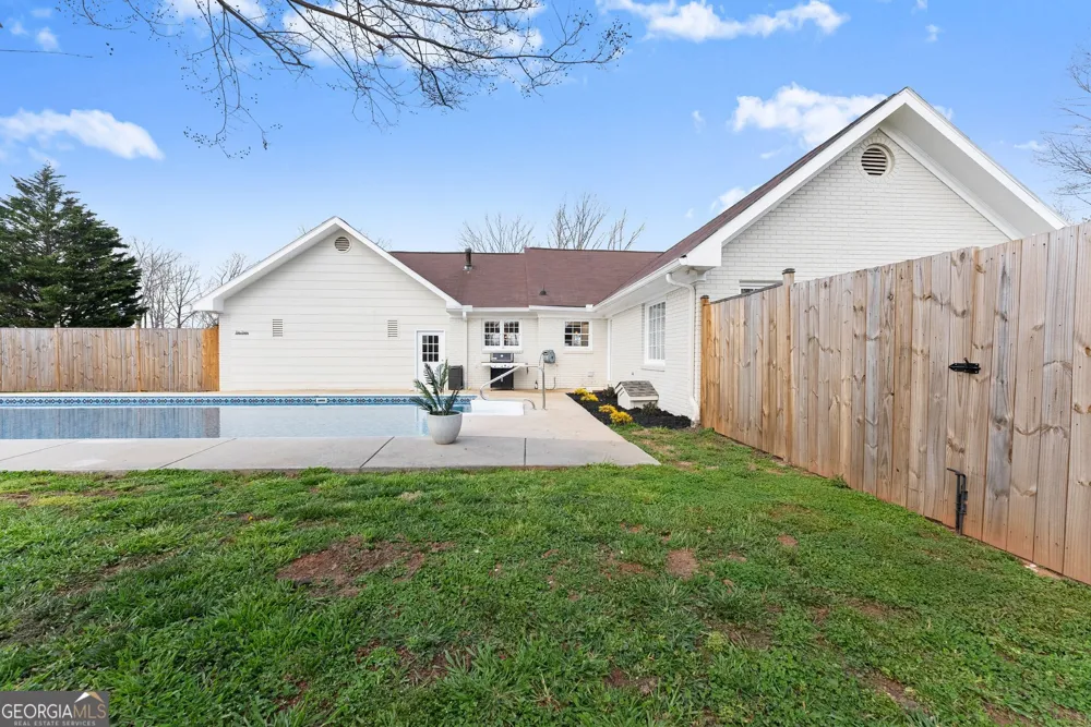 63 Angel LN Cleveland, GA 30528