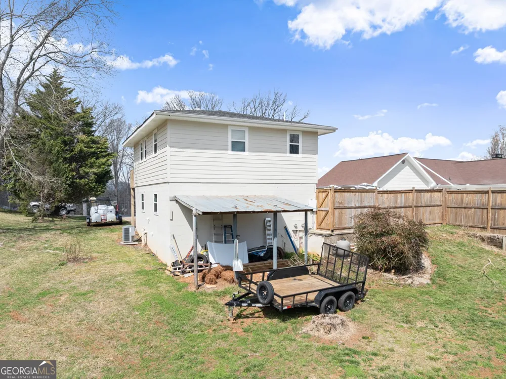 63 Angel LN Cleveland, GA 30528