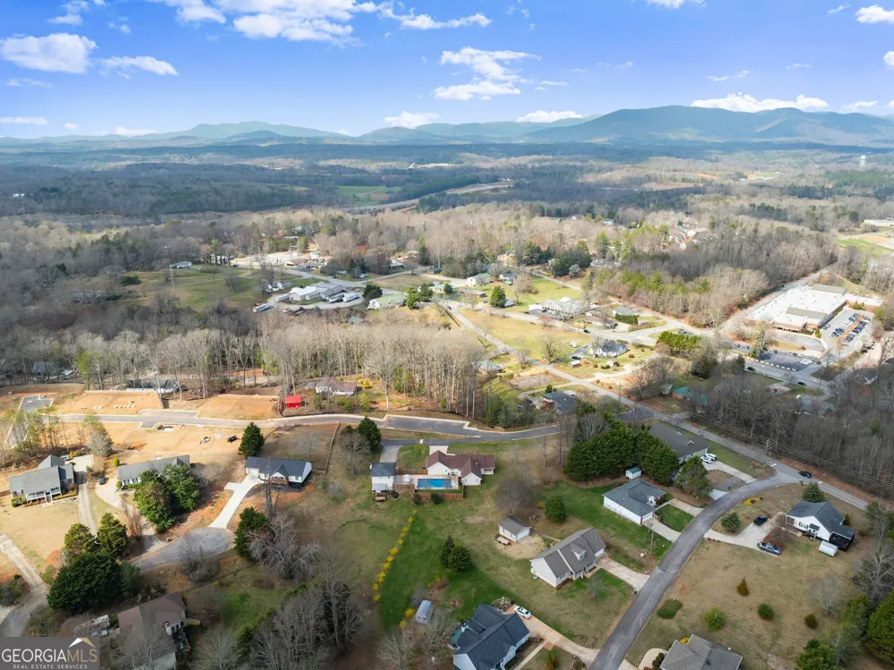 63 Angel LN Cleveland, GA 30528