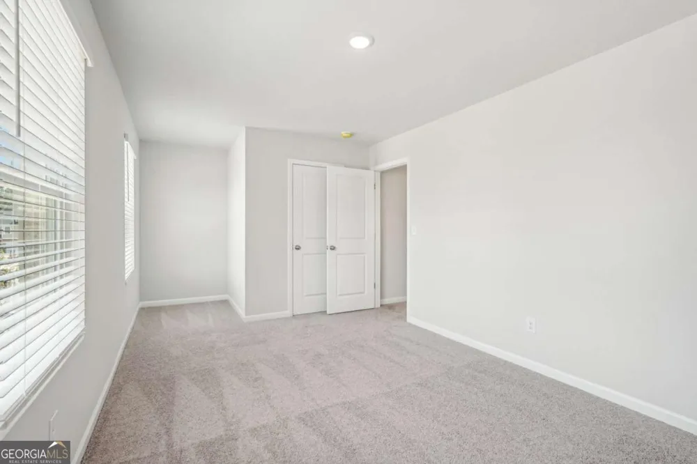104 Vickers Point DR Fairburn, GA 30213