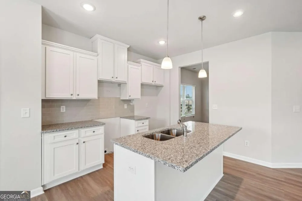 104 Vickers Point DR Fairburn, GA 30213