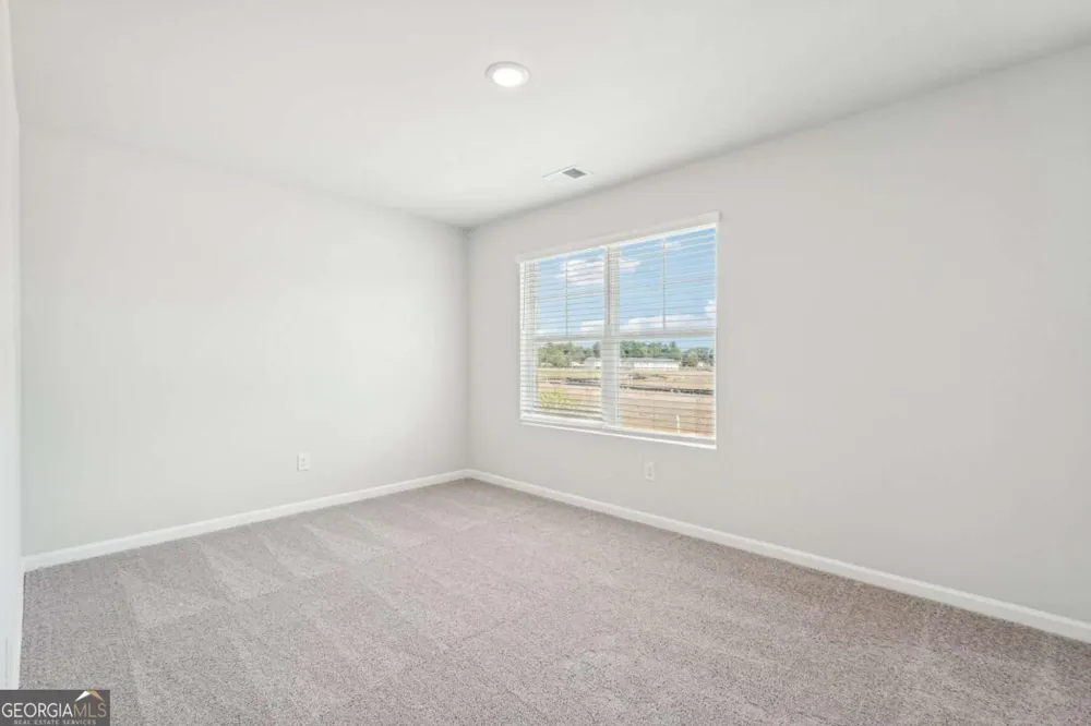 104 Vickers Point DR Fairburn, GA 30213
