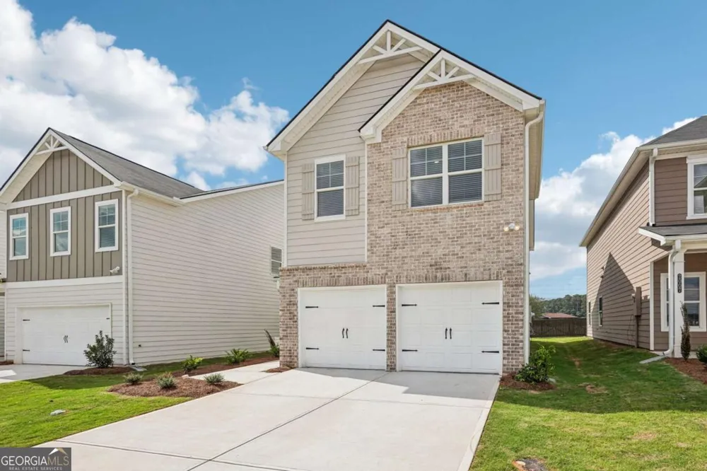 104 Vickers Point DR Fairburn, GA 30213