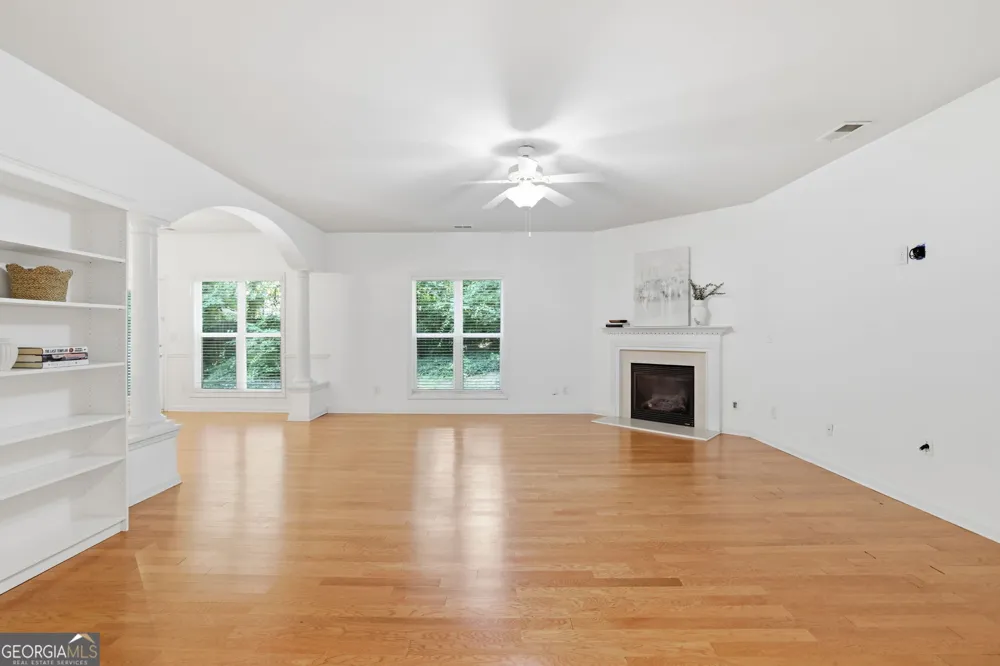 969 Brownstone LN Marietta, GA 30008