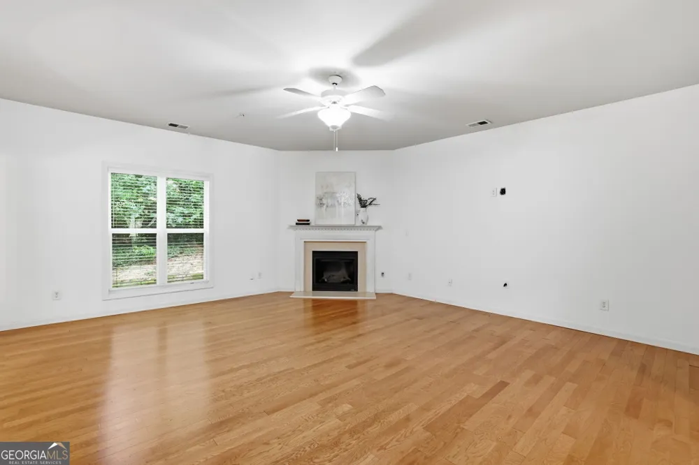 969 Brownstone LN Marietta, GA 30008