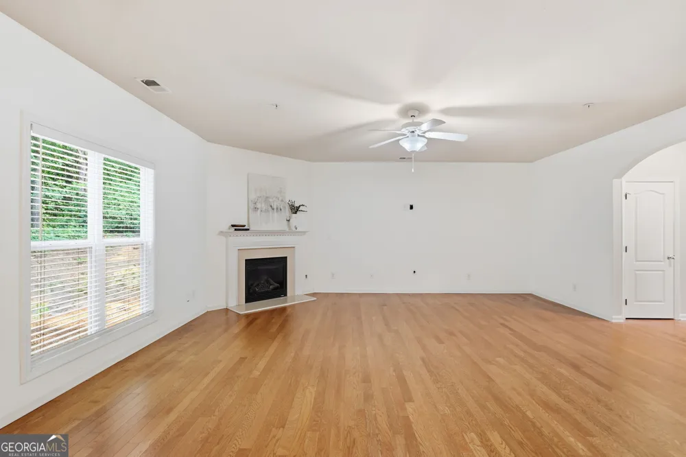 969 Brownstone LN Marietta, GA 30008