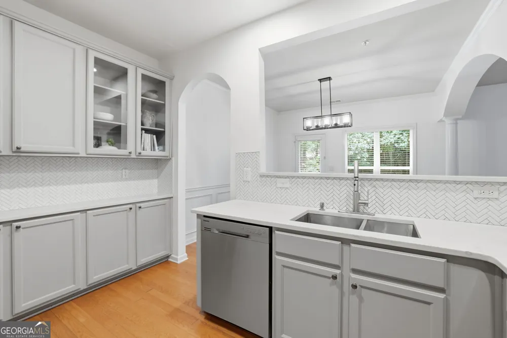 969 Brownstone LN Marietta, GA 30008