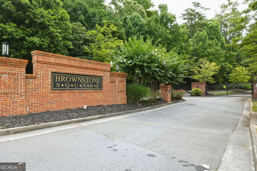 969 Brownstone LN Marietta, GA 30008