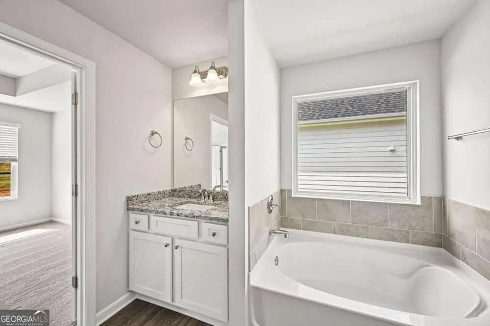105 Vickers Point DR Fairburn, GA 30213