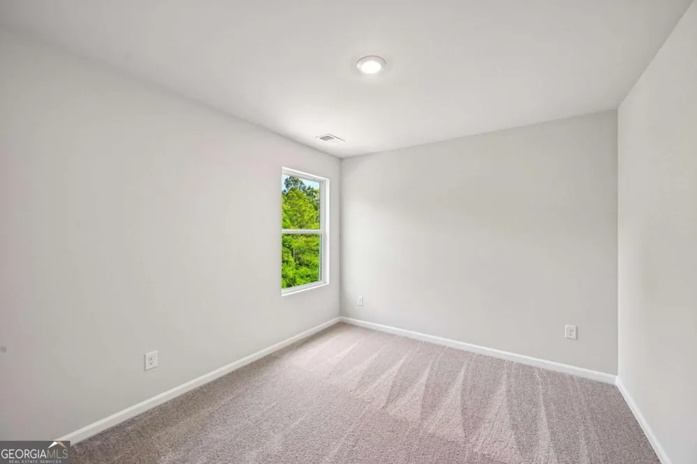 105 Vickers Point DR Fairburn, GA 30213