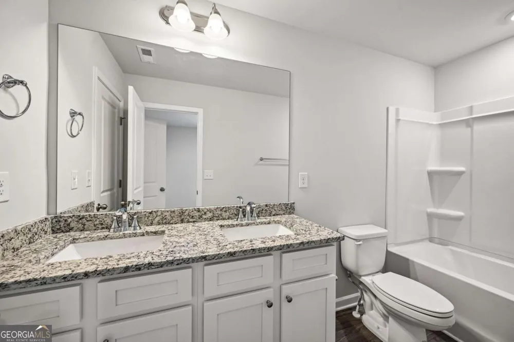 105 Vickers Point DR Fairburn, GA 30213