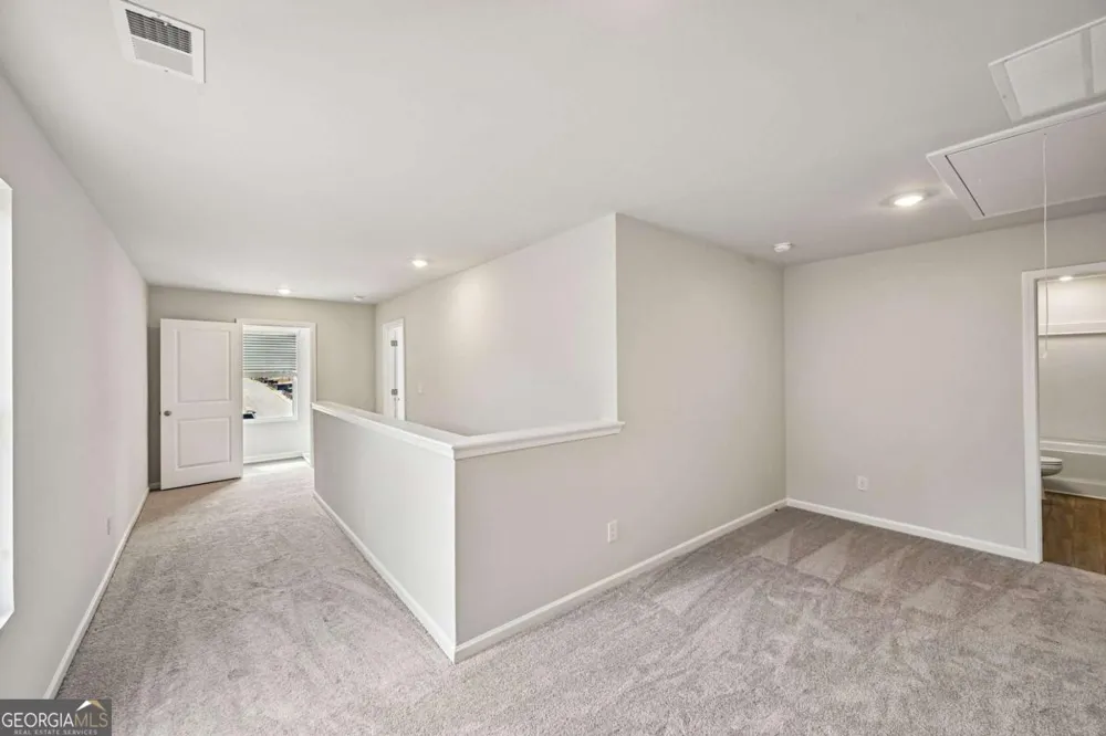 105 Vickers Point DR Fairburn, GA 30213