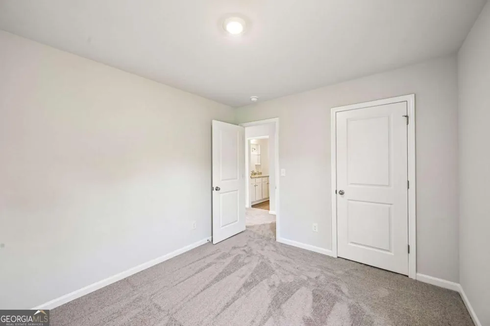 105 Vickers Point DR Fairburn, GA 30213