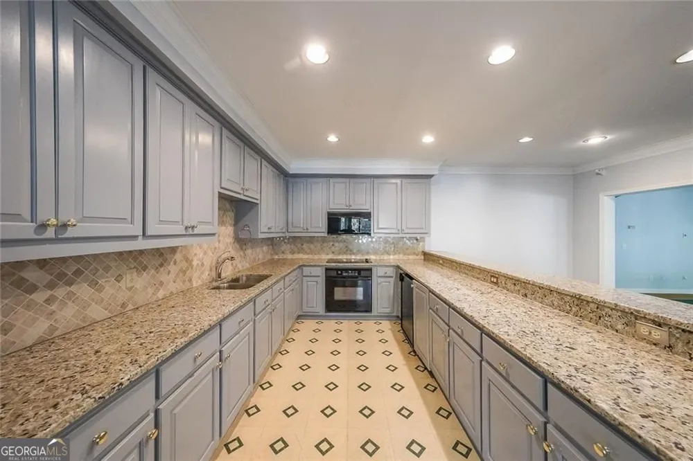 2747 Lockerly LN Duluth, GA 30097