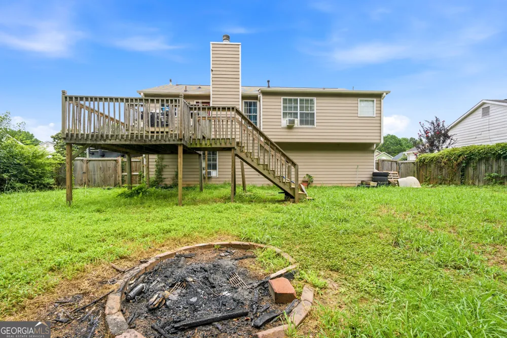 7106 Oakwood CIR Rex, GA 30273