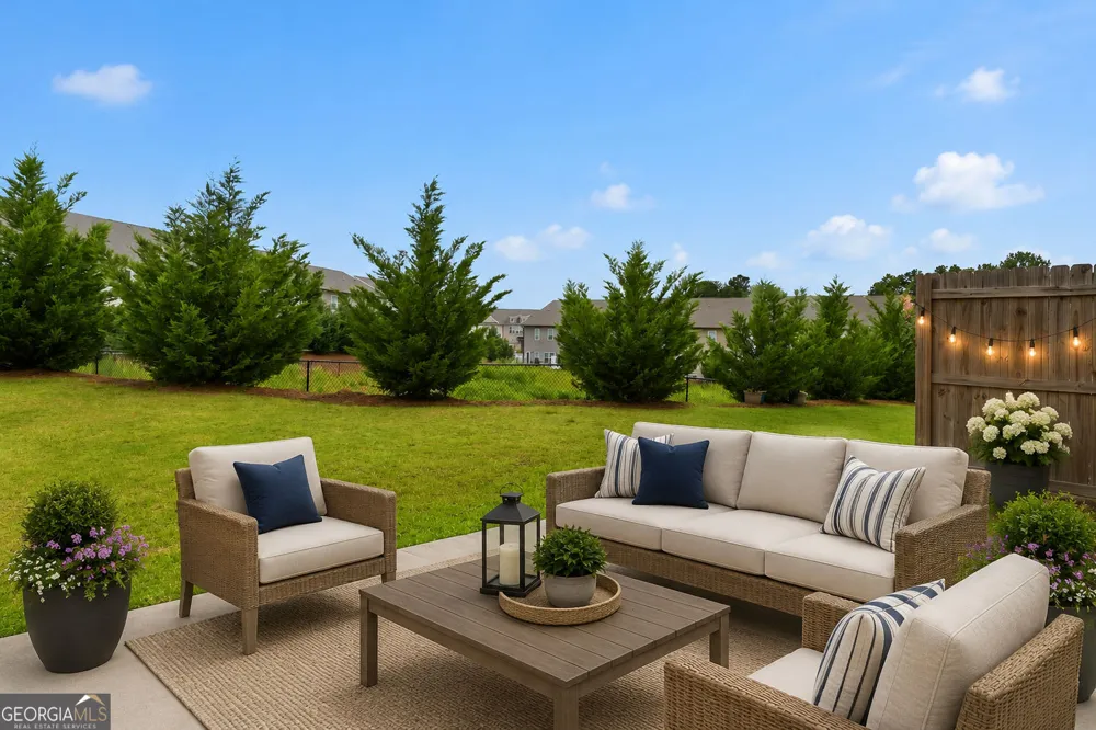 5052 Silver Fox RD Oakwood, GA 30566