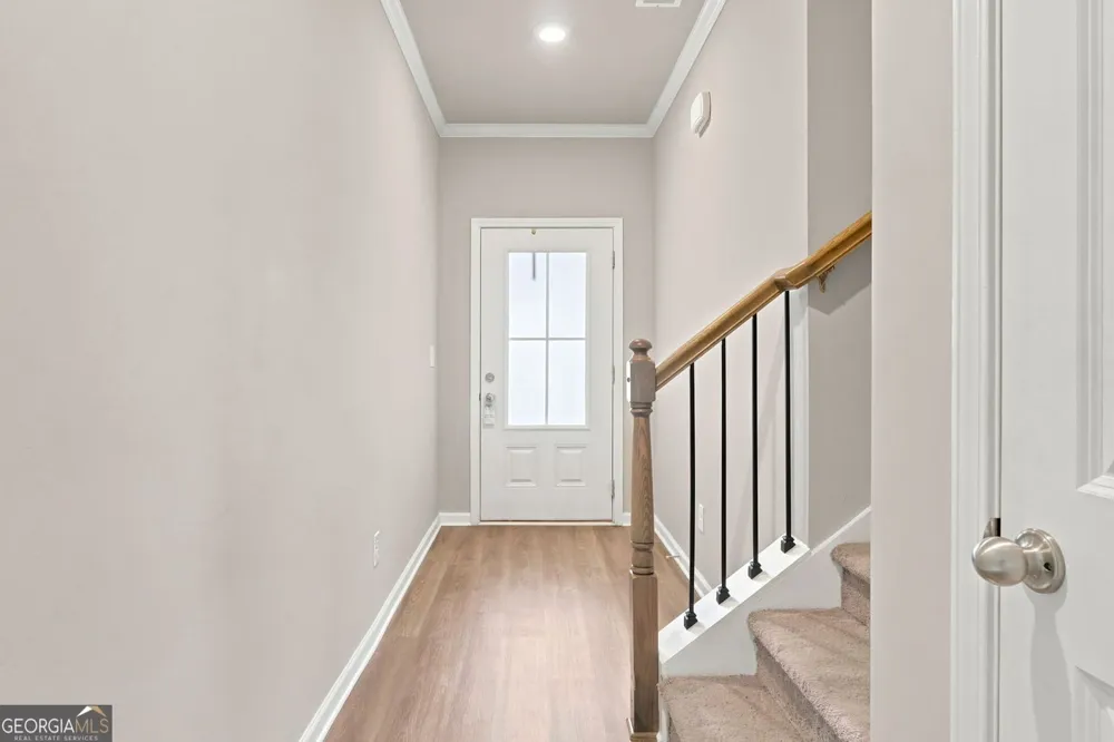 5052 Silver Fox RD Oakwood, GA 30566