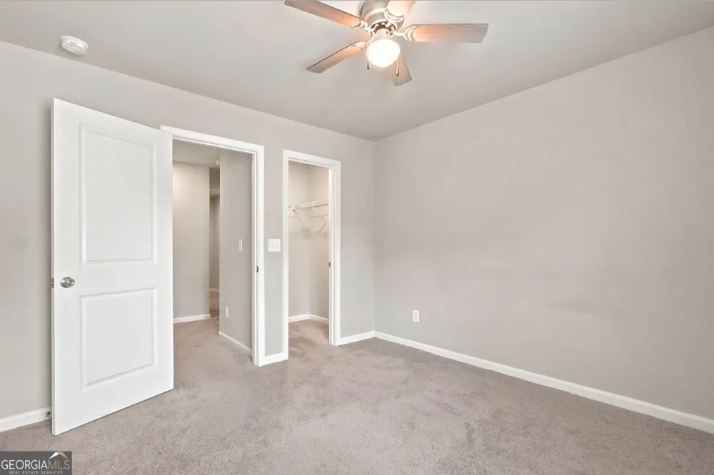 5052 Silver Fox RD Oakwood, GA 30566