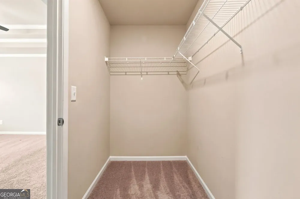 5052 Silver Fox RD Oakwood, GA 30566