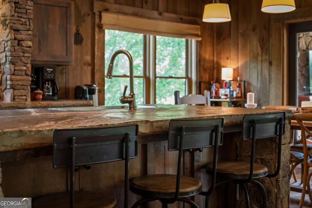 355 Old Camp LOOP Morganton, GA 30560
