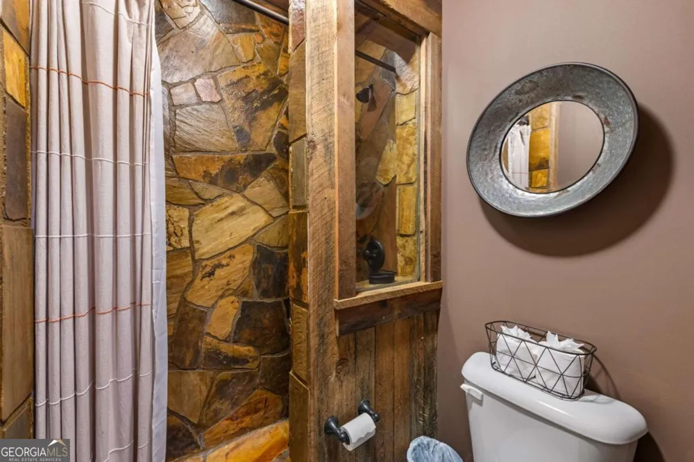 355 Old Camp LOOP Morganton, GA 30560