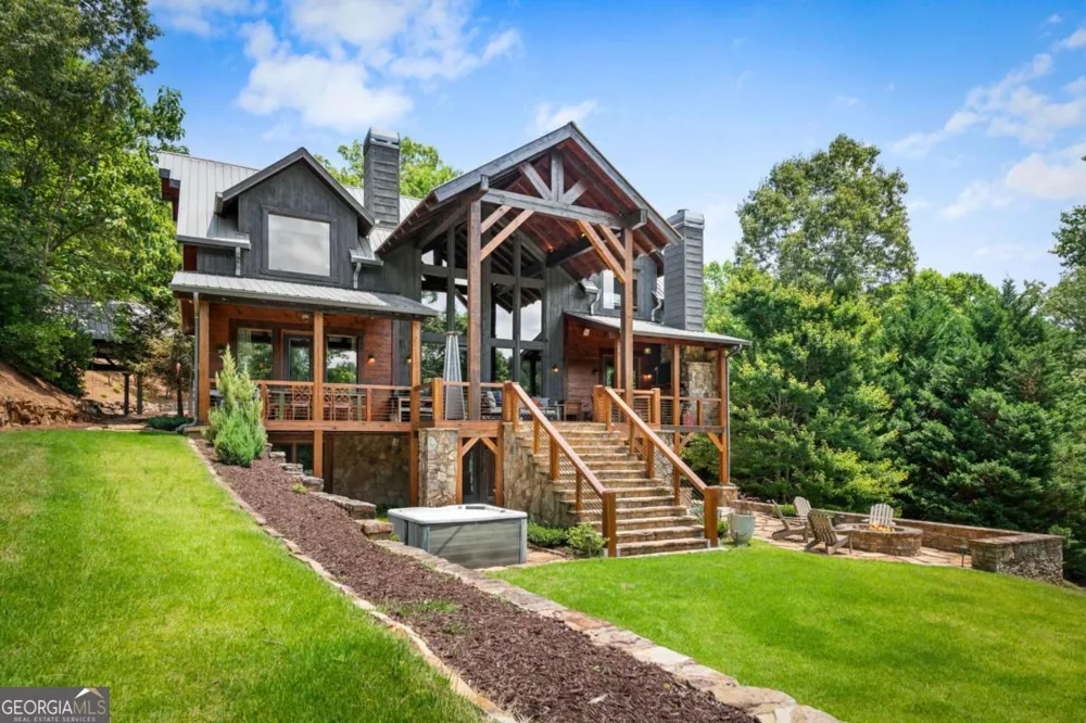 355 Old Camp LOOP Morganton, GA 30560
