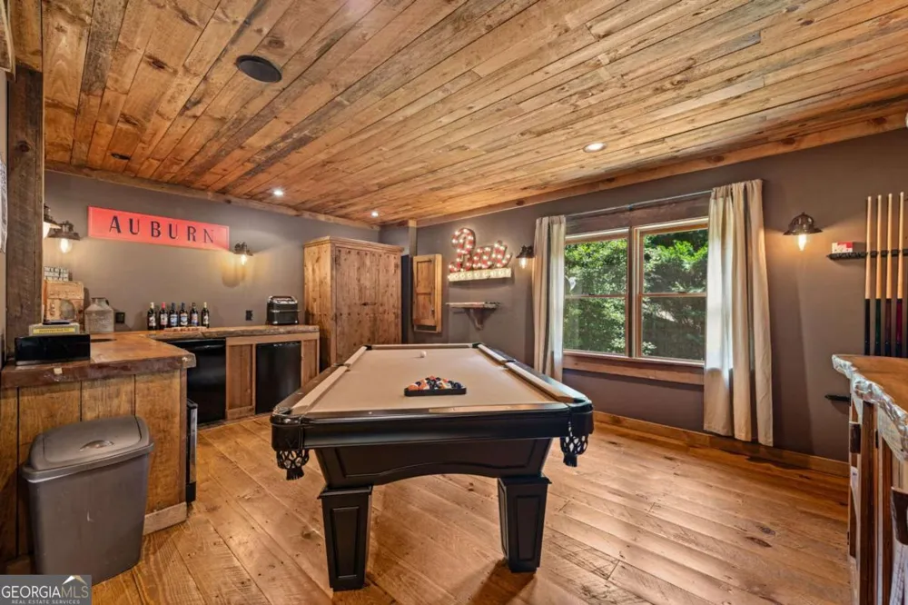 355 Old Camp LOOP Morganton, GA 30560