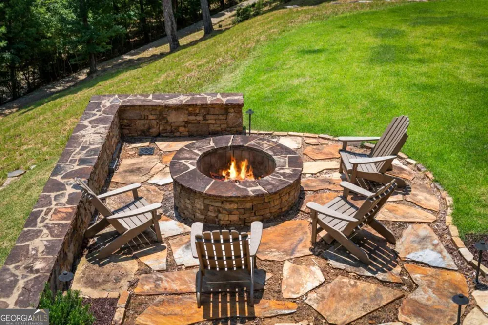 355 Old Camp LOOP Morganton, GA 30560