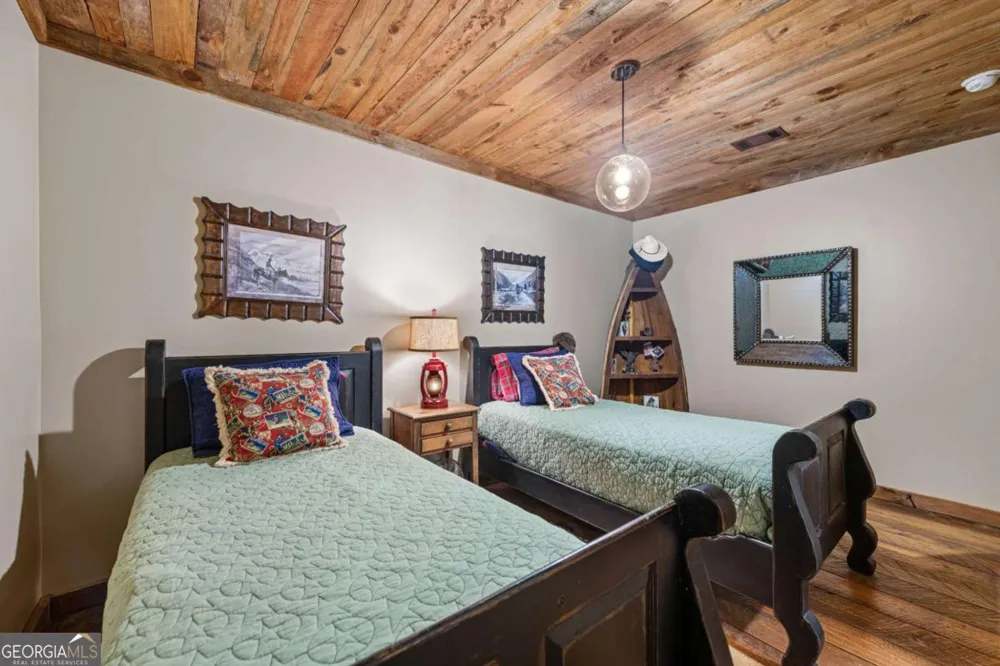 355 Old Camp LOOP Morganton, GA 30560