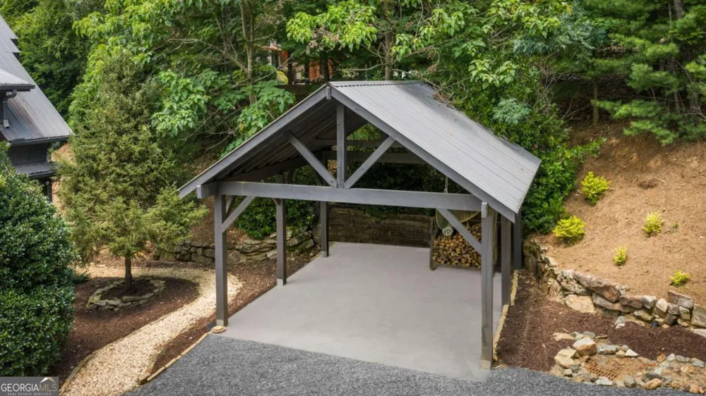 355 Old Camp LOOP Morganton, GA 30560