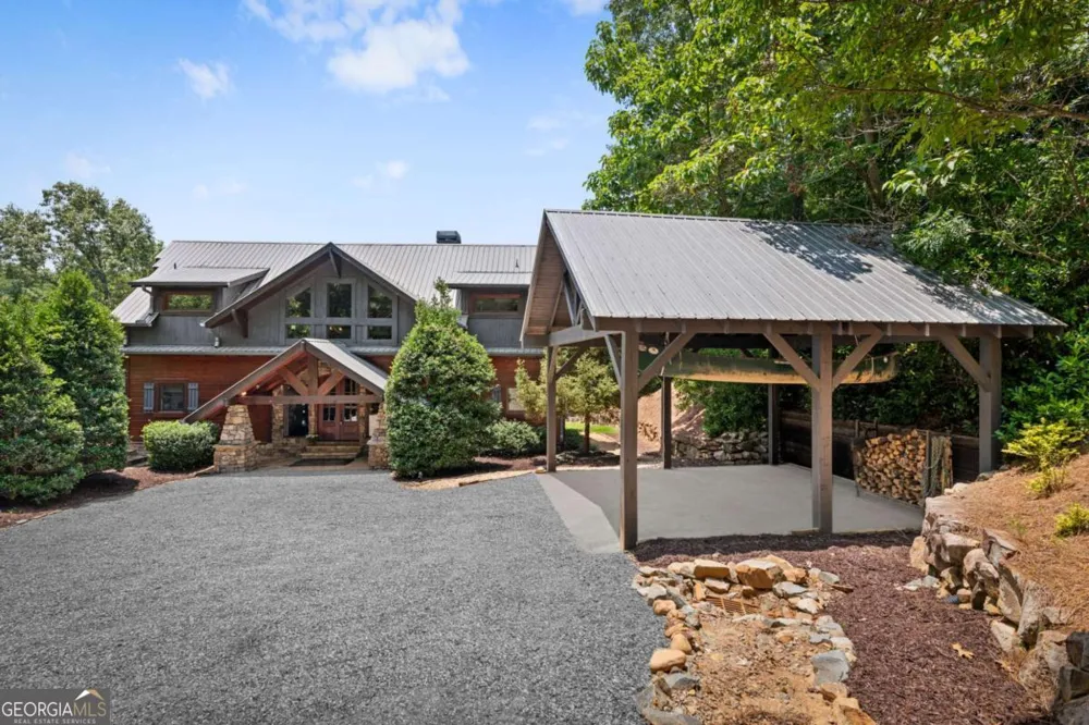 355 Old Camp LOOP Morganton, GA 30560