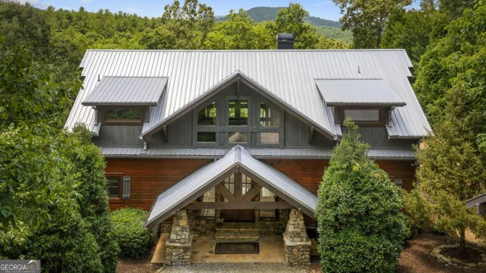 355 Old Camp LOOP Morganton, GA 30560