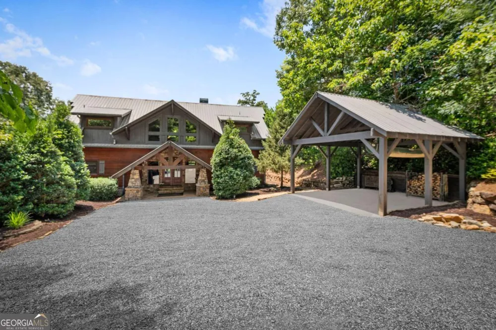 355 Old Camp LOOP Morganton, GA 30560