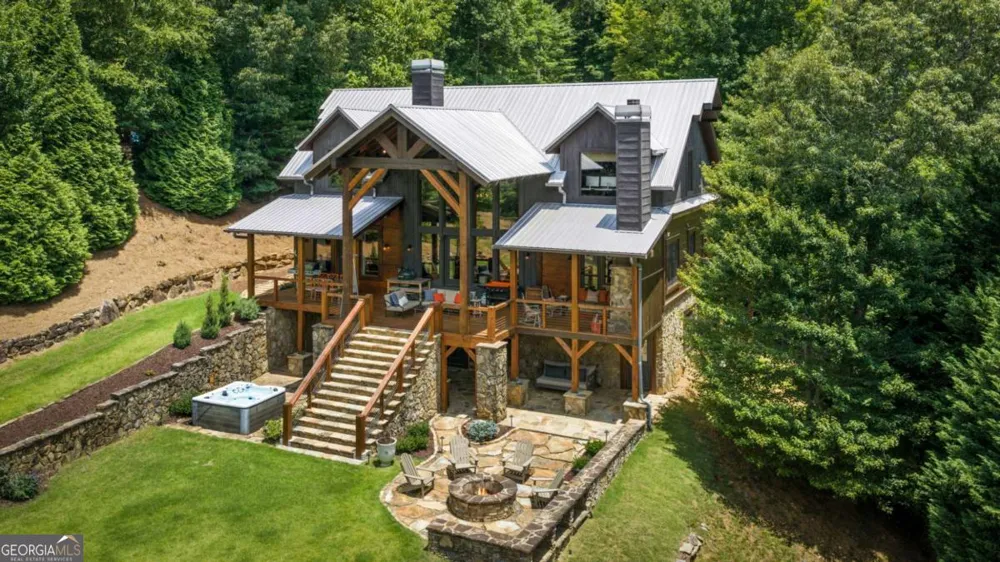 355 Old Camp LOOP Morganton, GA 30560