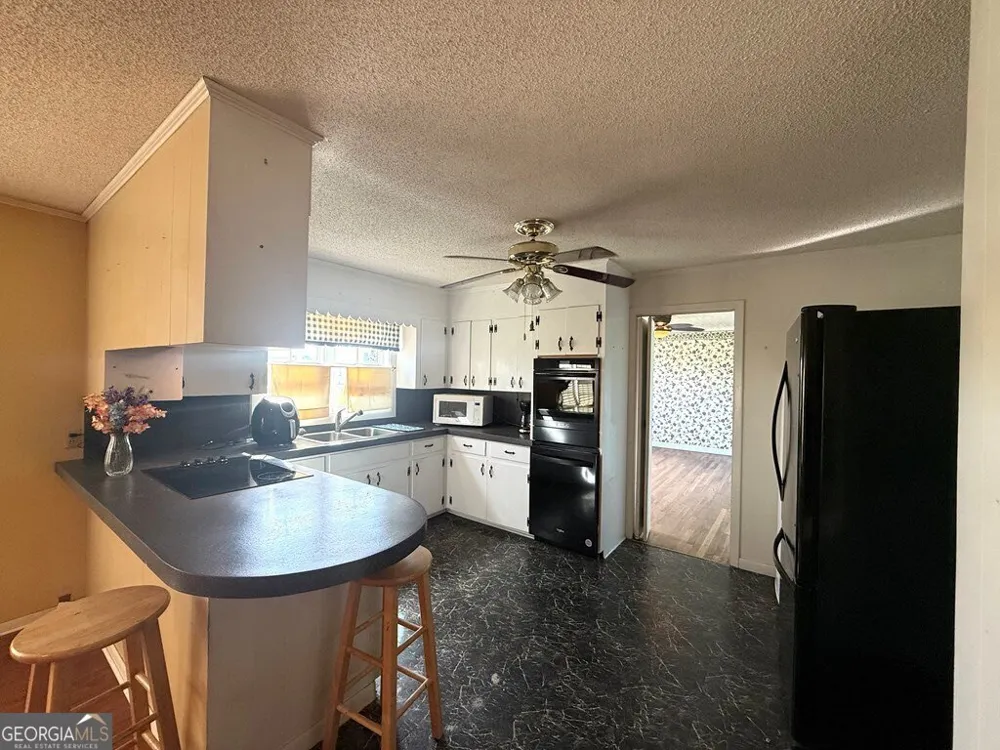 905 Goodman ST Sparks, GA 31647