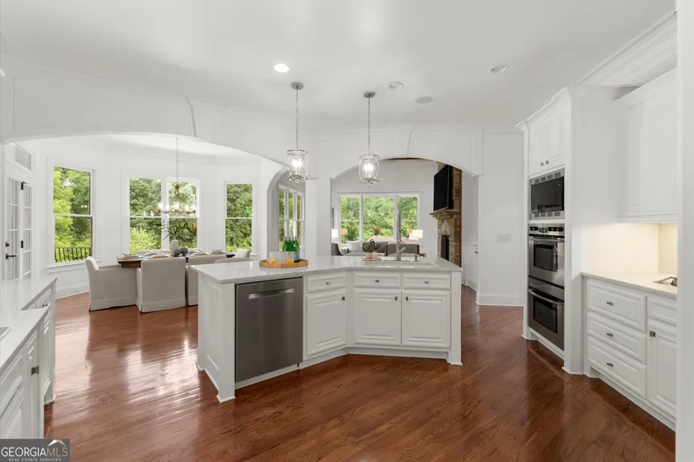 15884 Meadow King CT Milton, GA 30004