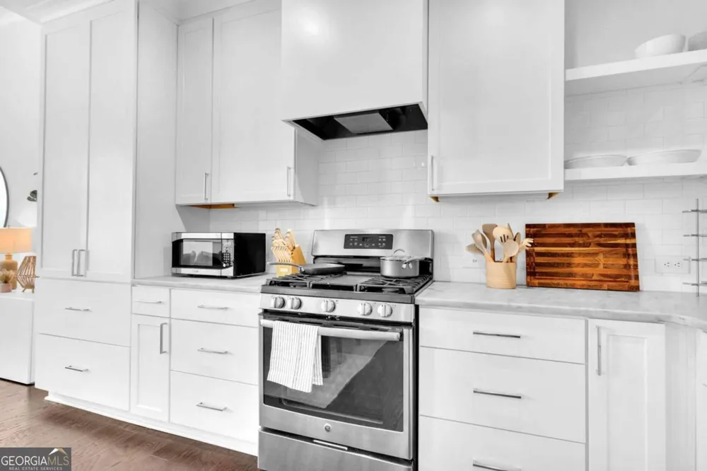 10625 Serenbe LN Chattahoochee Hills, GA 30268