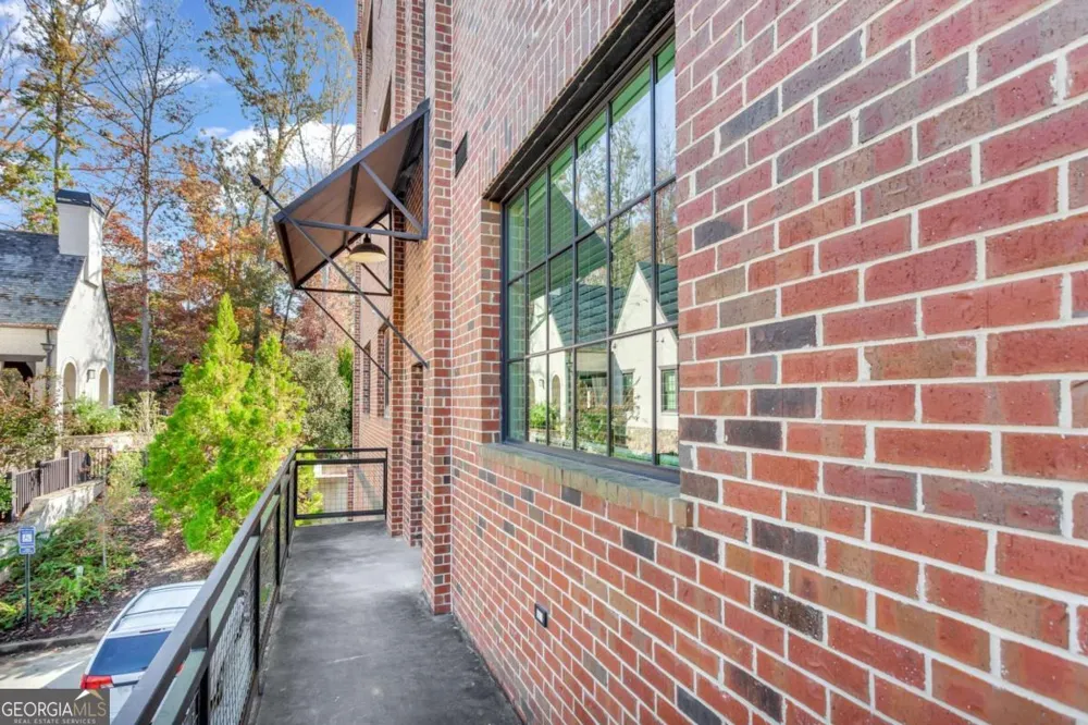 10625 Serenbe LN Chattahoochee Hills, GA 30268