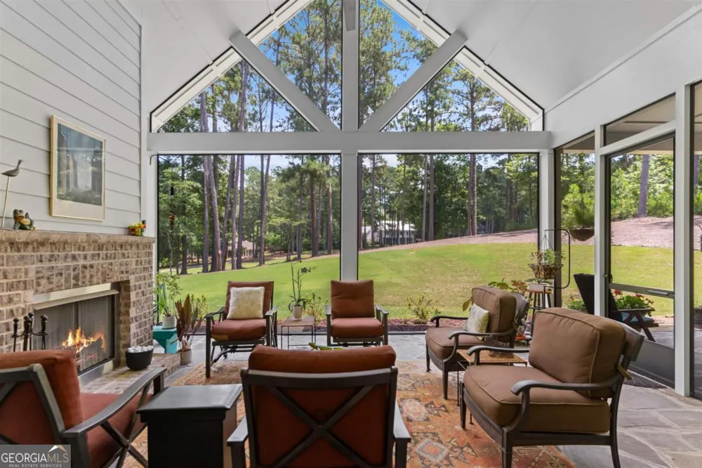 2300 Club DR Greensboro, GA 30642