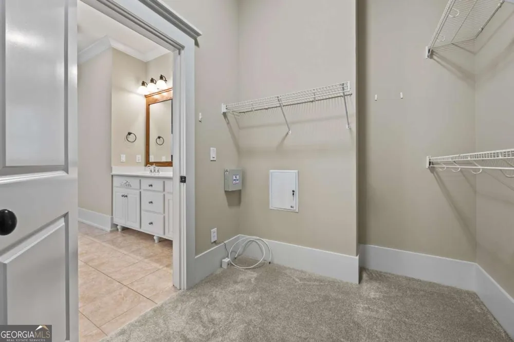 859 Commons PARK Statham, GA 30666