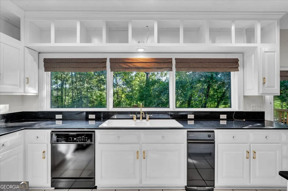 1060 COOKS MILL Road Oglethorpe, GA 31068