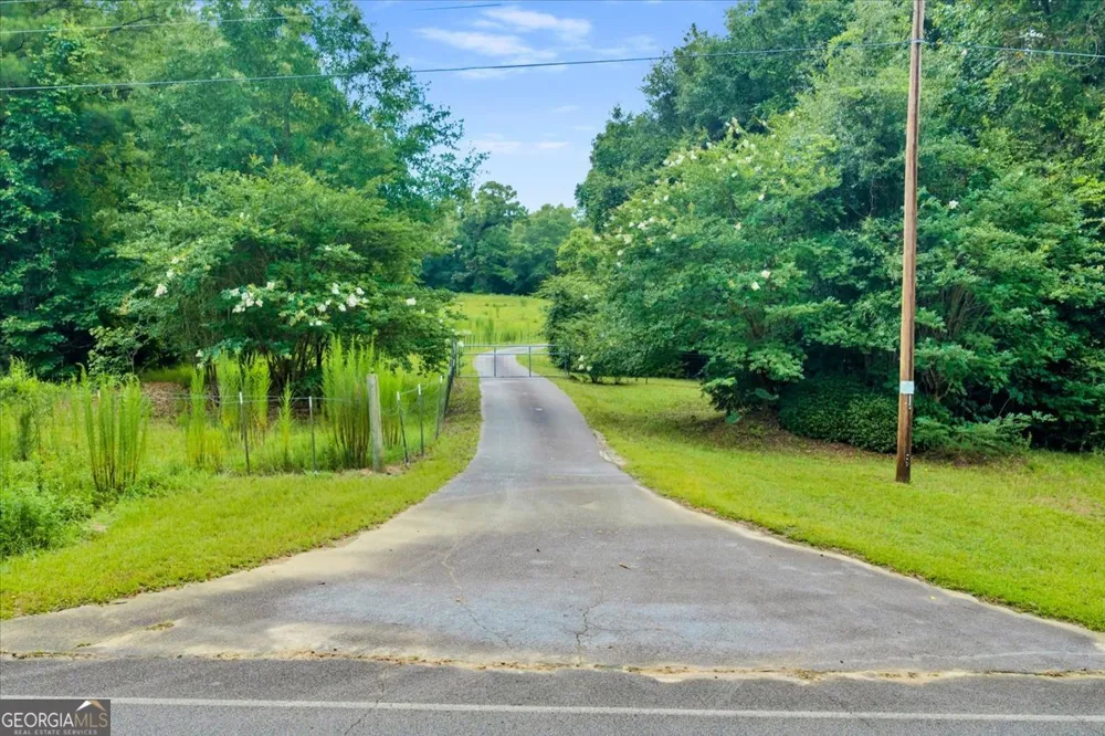 1060 COOKS MILL Road Oglethorpe, GA 31068