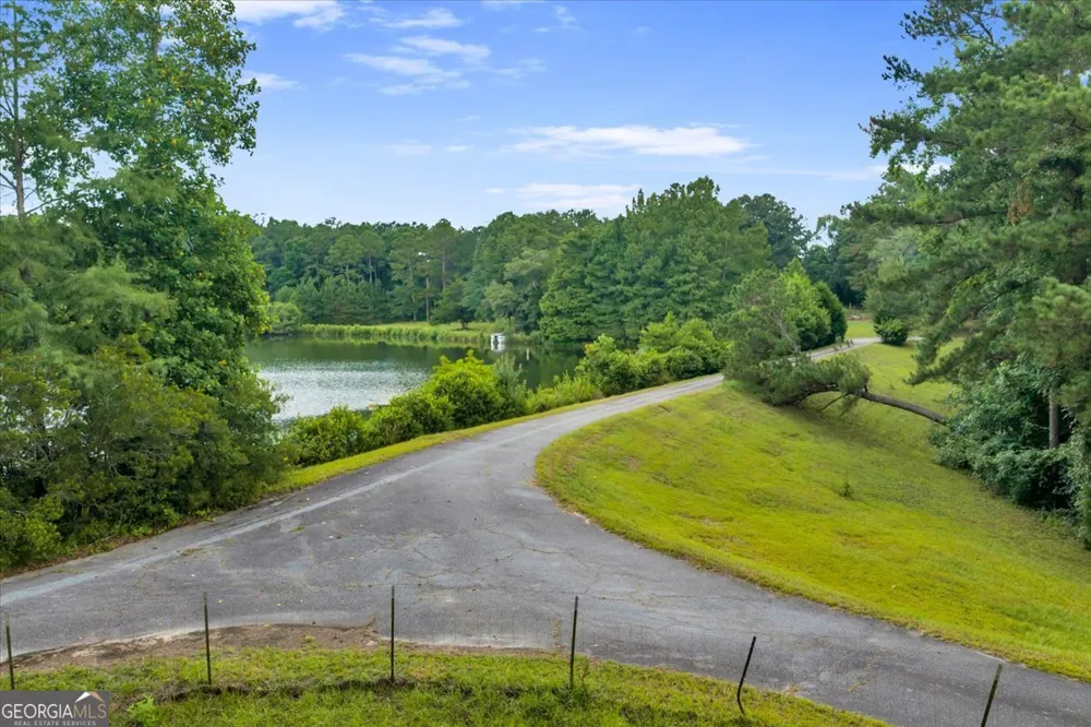 1060 COOKS MILL Road Oglethorpe, GA 31068