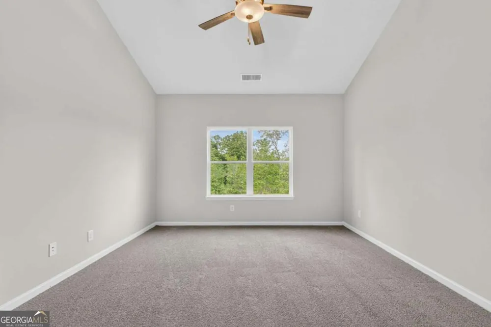 490 Bohannon RD Grantville, GA 30220