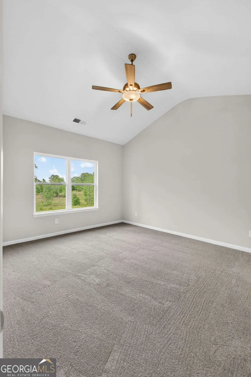 490 Bohannon RD Grantville, GA 30220