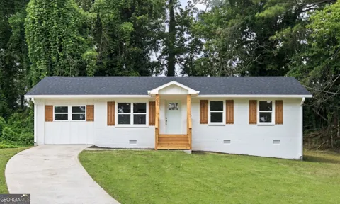 353 Roxbury DR